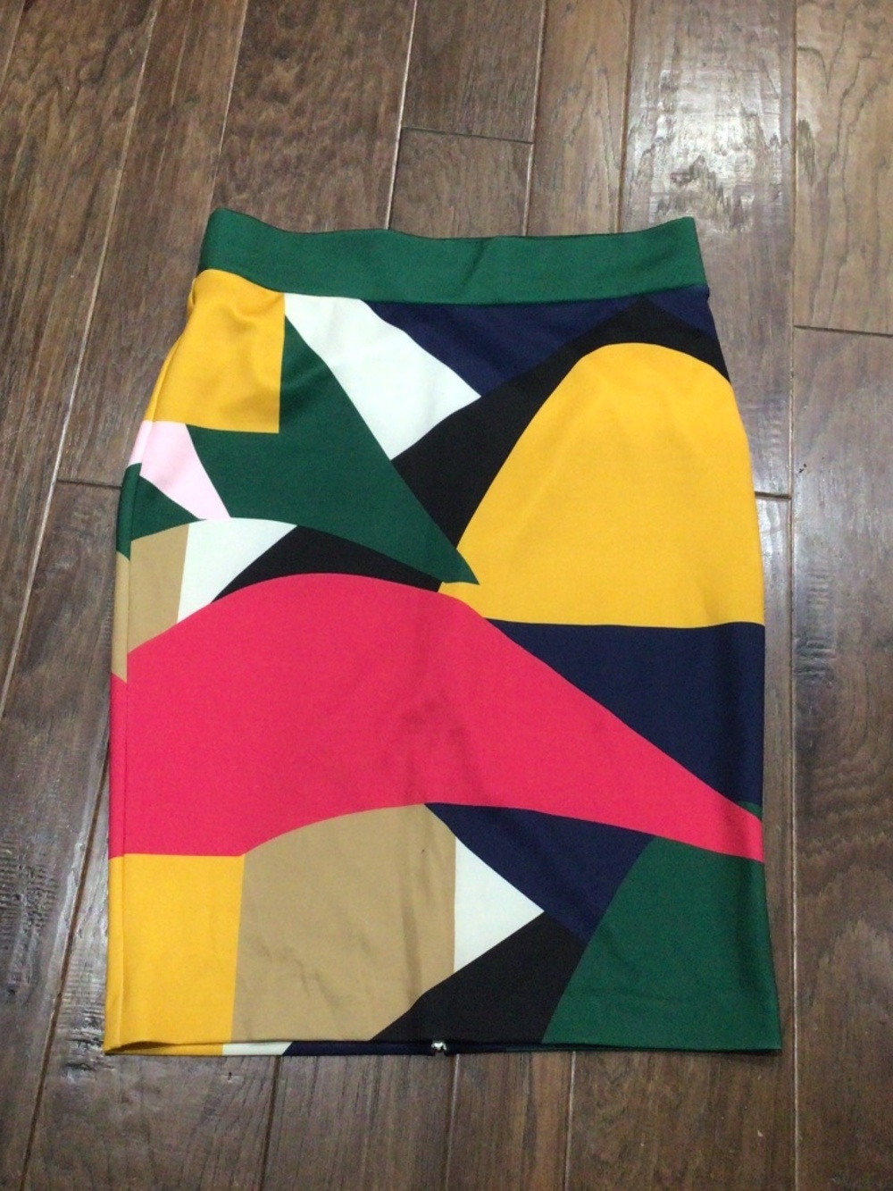 Eloquii Geometric design skirt. Size 14. In new condition.